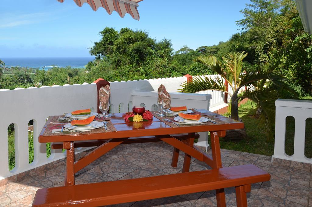 Ixora Villa Anse Royale Room photo